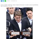 김호중, 포승줄 묶인채 유치장으로 이미지