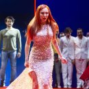 튠아델 이미지