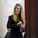 켈리의원 이미지