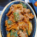 누름돌생고기김치찌개