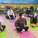 건강 댄스&요가 이미지