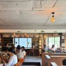 남양세탁소 | [망원] 혼자카페 책읽기좋은 조용한 혼놀코스:: 필담