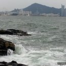 폭풍우가 몰아치는 이미지