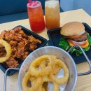 경기도 수원시 권선구 효원로256번길 7 (권선동) | 달빛에서 권선동 버거의 매력을 느끼다