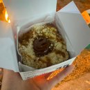 오소유 - 광산구 장덕로40번길 13-1 | 수완지구 :: 오소유 🍞 예쁜 베이커리 카페 후기 / 전시회인 줄 ~ 소금빵 광주 신상카페