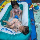 7-3 빨래놀이) 수영복을 입고 에어풀장에서 놀아요♡ 이미지