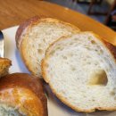 카페 엠365(cafe M365) | [평촌] 빵과 커피가 맛있는 대형 카페_M365