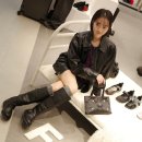 롯데백화점슈콤마보니 - 영등포구 경인로 846 | 슈콤마보니 FEV 롯데백화점 본점 팝업에서 겨울 여성 롱부츠 스니커즈 쇼핑