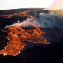 Le Mauna Loa, plus gros volcan du monde, est entré en éruption à Hawaï 이미지