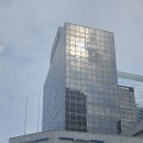 중앙사거리 S&T 저축은행 앞 | 금융의 길(1) - 은행들의 부침, ‘조상제한서’의 추억
