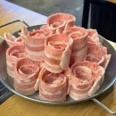 꿈을먹인돼지행복한삼겹살 | [논현동 맛집] 알밤먹인 듀록 돼지만을 사용한 부드러운 대패삼겹살을 먹을 수 있는 곳, 대패마켙 강남...