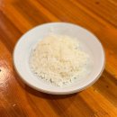 일일시호일 | 신사역 근처 혼밥 하기 좋은 돈코츠라멘맛집 일일시호일