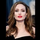 안젤리나 졸리와 일루미나티 이미지