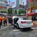 [속보]70대 운전자 차량 보행자 덮쳐…사망자 2명으로 늘어 이미지