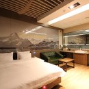 욜로모텔 이미지