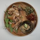 남성동창회관 | 파도를 따라 잔걸음을 치다가