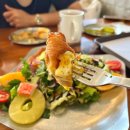소더비 | 양산 증산 맛집 부바스 양산 증산점 브런치와 에그베네딕트 공격 후기(feat. 소더비가사랑한 책들)