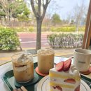 에코중앙로 84번길 | 인천 논현동 베이커리 카페 코시오스코 | 분위기 좋고 커피까지 만족했던 힐링 카페