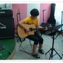 포크기타 (C) 이미지