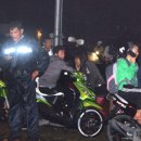 At least 40 dead, 380 missing after Indonesia quake 이미지