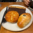 빵의 향현 | 안산 힙한 카페 [덴커피] 내돈내산 솔직후기