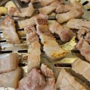 행복한 돼지 세끼