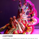 박물관 속 무용 이미지