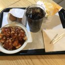 11500-1-13-02 | [망원 맘스터치] 마포 가성비 좋은 햄버거 전문점 맘스터치 망원역점