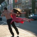 춤추는 사람 이미지