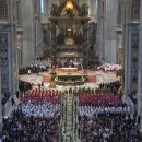 [교황에게 길을 묻다] 교황 강론 “추기경은 왕궁에 들어가는 게 아닙니다” 이미지