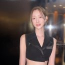 완벽한 보디라인 '하정우♥' 차정원, 크롭 재킷으로 드러낸 슬림 몸매…허리라인 완벽하네 이미지