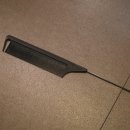 꼬리빗 | 머리 기르는 중이라면 이 빗은 필수다 – 미용실 꼬리빗 사용 후기