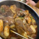 엄마와 아들의 행복한 밥상 이미지