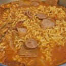 신림역 맛집 해방촌 부대찌개 타임스트림점 계란후라이 라면사리 꿀조합 후기