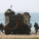 Speculation swirls over allies' military drill 이미지