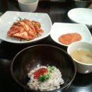 냉 모밀국수와 보리밥 이미지