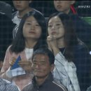 야구) 삼성 식빵녀.gif 이미지