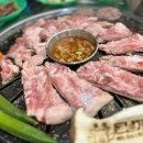 제주돈날개는 제주 동문시장 근처에 위치한 현지인 추천 맛집으로, 돼지의 특수부위인 돈날개를 맛볼 수...