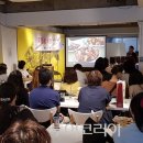 토크쇼 이미지
