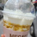 메가커피 이미지