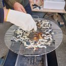 시골집에서 가족 뷔폐 모임 이미지