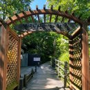 북한산자락길 입구 화장실 이미지