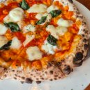 나폴리피자 이미지