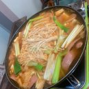 보따리 부대찌개 이미지