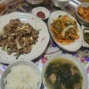 산골초가집 이미지