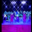 GIS-Snow White and the 6-7 elves-A Christmas pantomime with music, moves 이미지