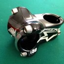 Spank Oozy Trail Stem and LTD Handlebar 이미지