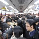 퇴근길도 &#39;대란&#39;, 사우나에서 자려는 직장인 속출 이미지