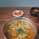 학곡다슬기장칼국수