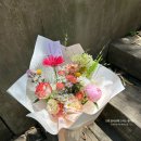 쌍용스윗닷홈(와우8리) | 교회 강사님께 꽃다발 / 화려한 스타일의 꽃다발 / 솜리플라워 봉담꽃집